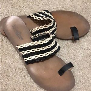 Lucky brand sandals 🍀